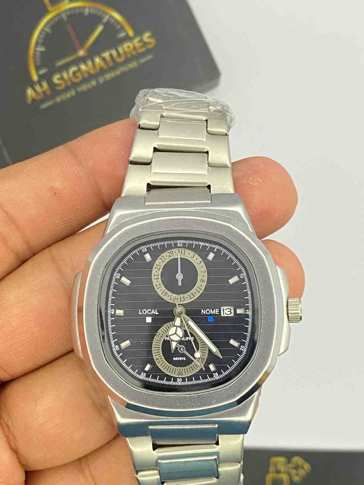 PATEK PHILIPPE™ – Date Feature